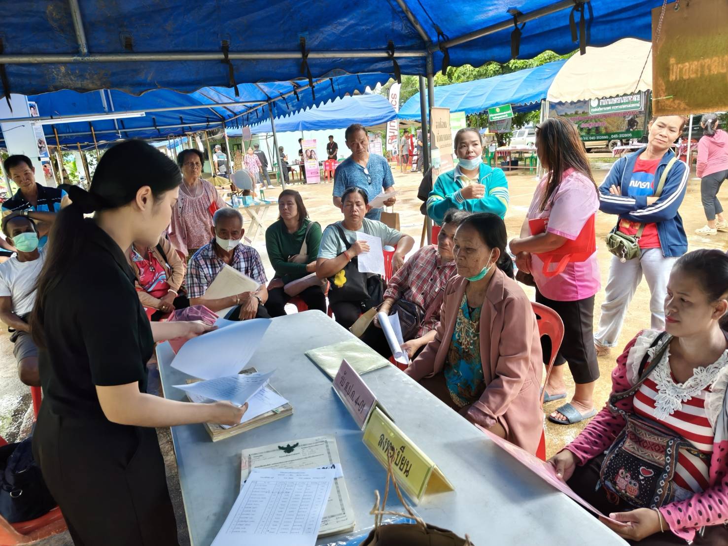 title - วันนพฤหัสบดีที่ 24 กันยายน 2569 เวลา 09.30 น. นายทินกร เพียภูเขียว ปฏิรูปที่ดินจังหวัดอุบลราชธานี และเจ้าหน้าที่ ส.ป.ก.อุบลราชธานี ร่วมกิจกรรมจังหวัดเคลื่อนที่ ครั้งที่ 11 ประจำปีงบประมาณ พ.ศ.2569